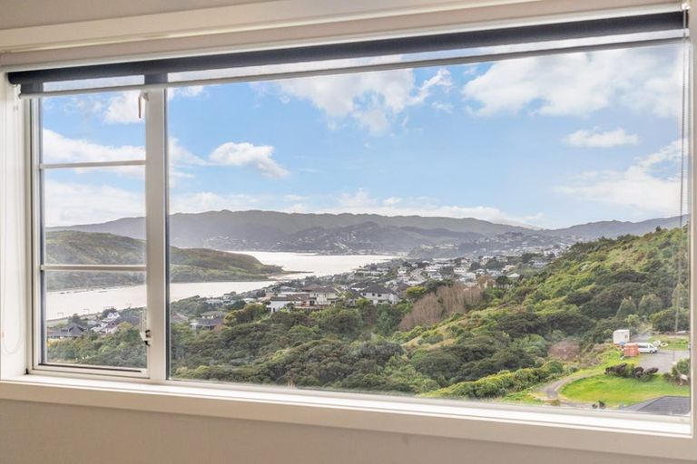 Photo of property in 18 Milford Street, Aotea, Porirua, 5024
