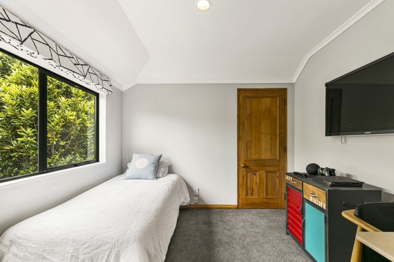 Photo of property in 107 Cockayne Road, Khandallah, Wellington, 6035