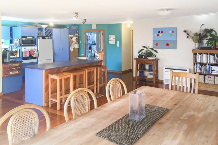 Photo of property in 122 Pine Avenue, South New Brighton, Christchurch, 8062