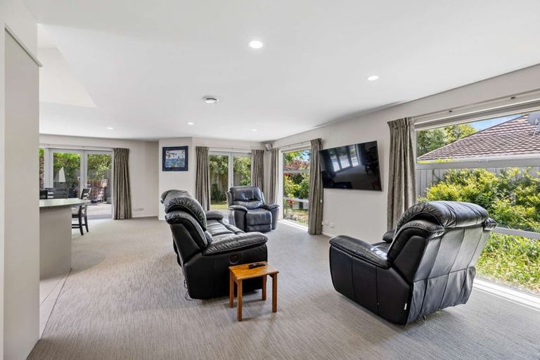 Photo of property in 671a Main Road North, Belfast, Christchurch, 8051