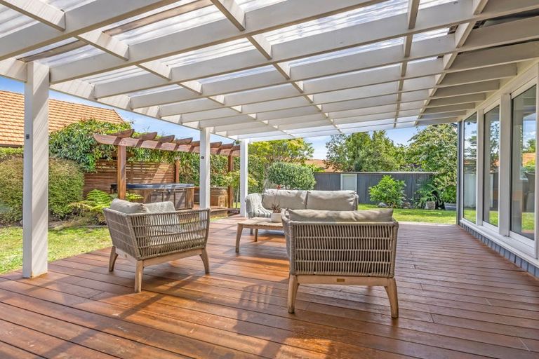 Photo of property in 1c Arataki Road, Havelock North, 4130