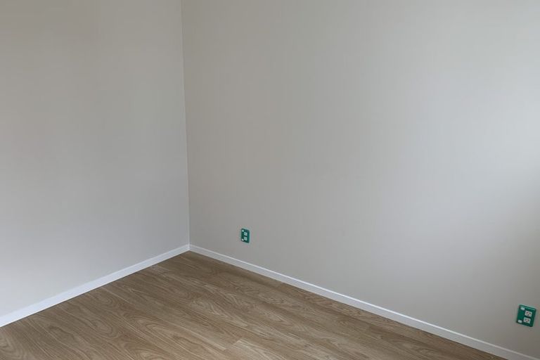 Photo of property in 5 Tawa Road, Te Atatu Peninsula, Auckland, 0610