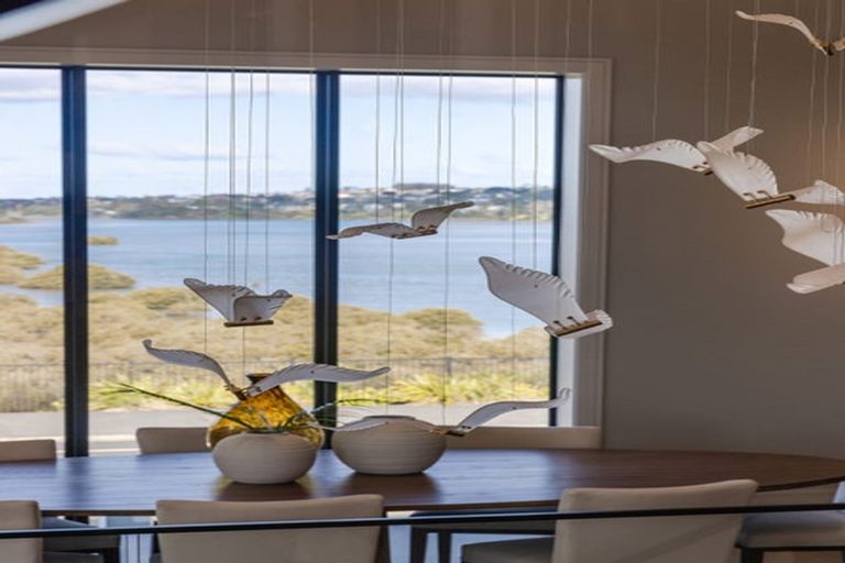 Photo of property in 112 Arran Point Parade, Orewa, 0931