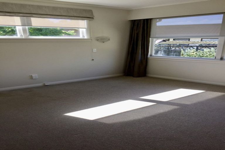 Photo of property in 22 Eltham Road, Blenheim, 7201