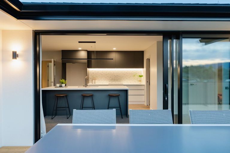 Photo of property in 16 Caernarvon Street, Allanton, Mosgiel, 9092