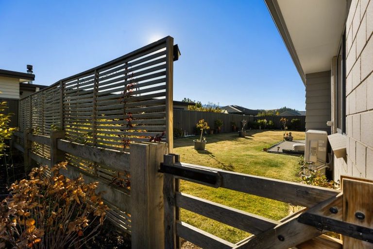 Photo of property in 8 Austral Place, Cromwell, 9310