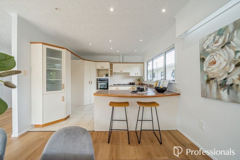 Photo of property in 19 Holly Grove, Maungaraki, Lower Hutt, 5010