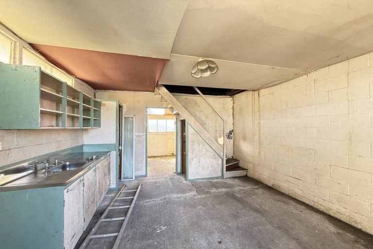 Photo of property in 25 Battiscombe Terrace, Waitara, 4320
