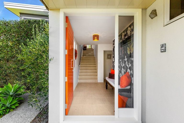 Photo of property in 17 Javelin Close, Gulf Harbour, Whangaparaoa, 0930