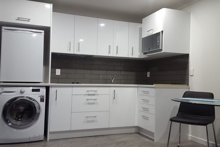 Photo of property in 47 Moyne Avenue, Milson, Palmerston North, 4414