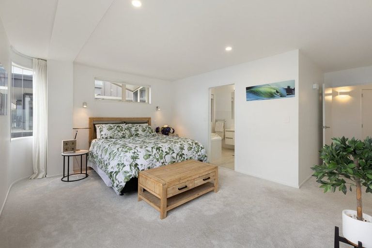 Photo of property in 28 The Mall, Mount Maunganui, 3116