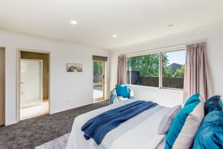Photo of property in 27 Manhattan Court, Paraparaumu Beach, Paraparaumu, 5032
