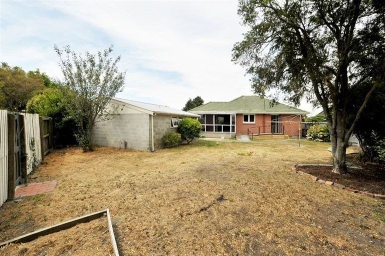 Photo of property in 7 Bendale Place, Avonhead, Christchurch, 8042