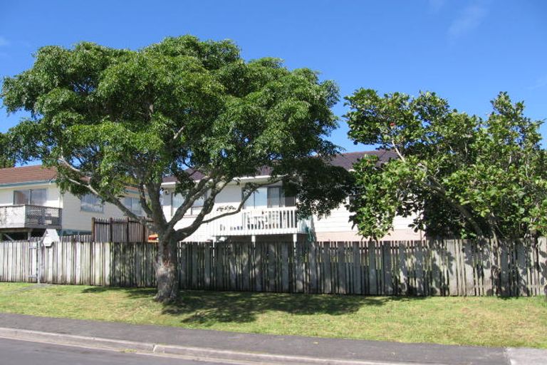 Photo of property in 7 Merida Place, Unsworth Heights, Auckland, 0632