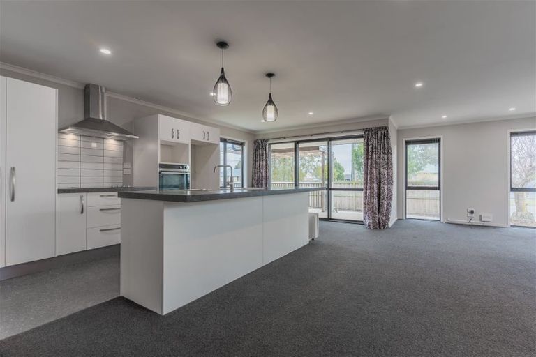 Photo of property in 130 Rowses Road, Aranui, Christchurch, 8061