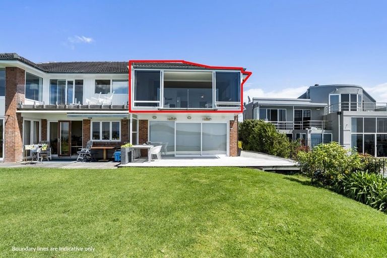 Photo of property in 3/64 Seacliffe Avenue, Belmont, Auckland, 0622