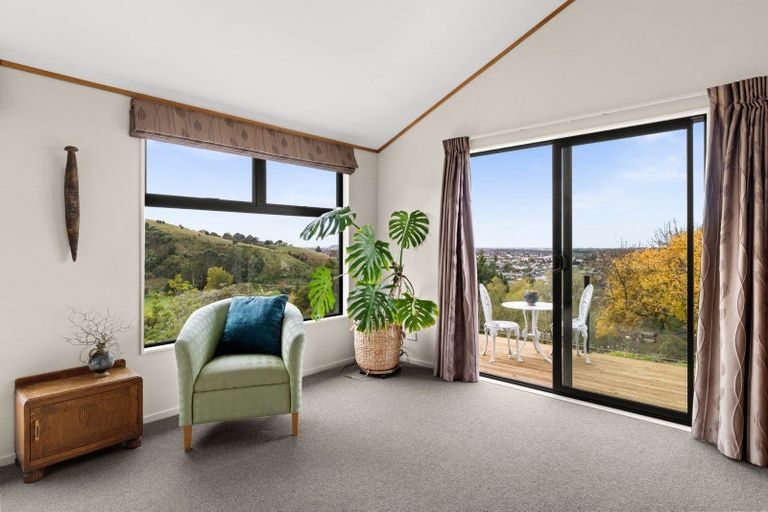 Photo of property in 16a Churchill Drive, Taradale, Napier, 4112
