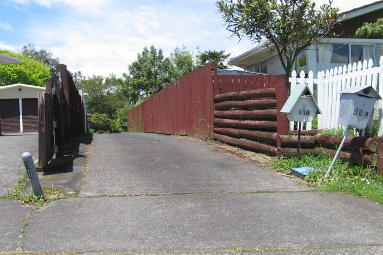 Photo of property in 2/118 Hillcrest Road, Papatoetoe, Auckland, 2025