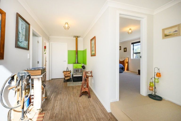 Photo of property in 17 Marine Parade South, Foxton Beach, Foxton, 4815