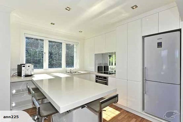 Photo of property in 2b Wilkinson Street, Oriental Bay, Wellington, 6011