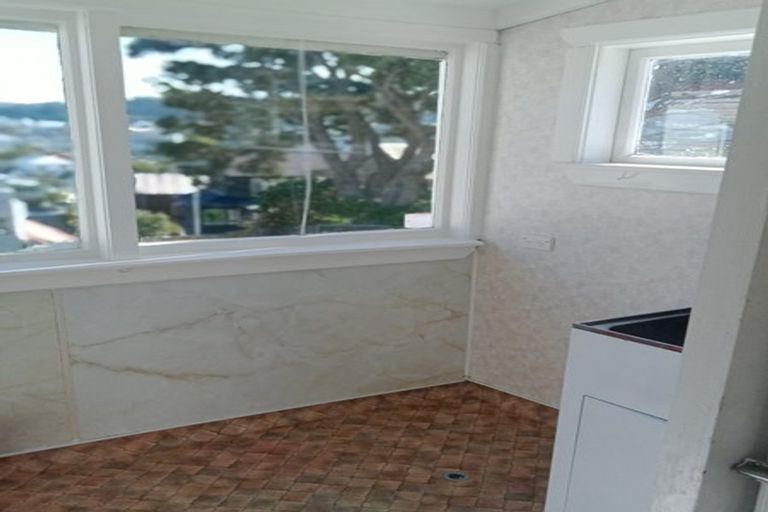 Photo of property in 5 Claremont Grove, Mount Victoria, Wellington, 6011