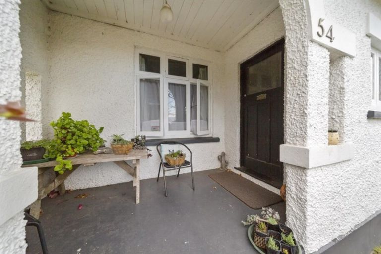 Photo of property in 54 Waihi Road, Hawera, 4610