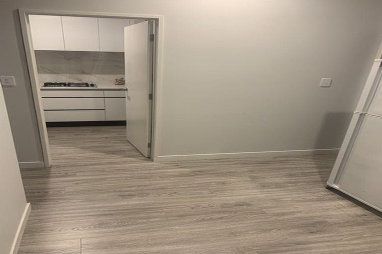Photo of property in 281 Flat Bush School Road, Flat Bush, Auckland, 2019