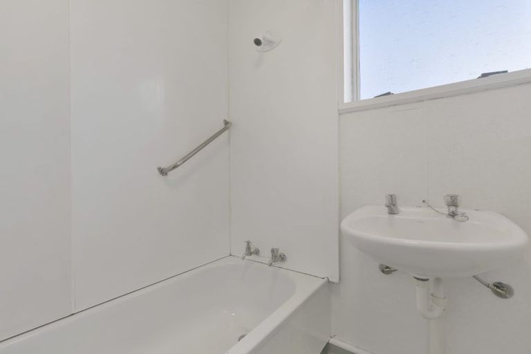 Photo of property in 28 Clarence Street, Waiau, 7332