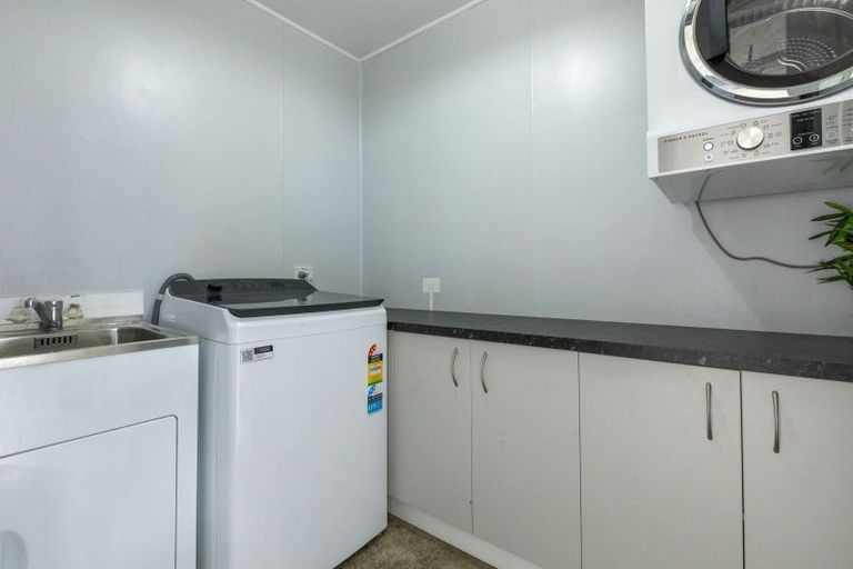 Photo of property in 2a Churchill Street, Waipukurau, 4200