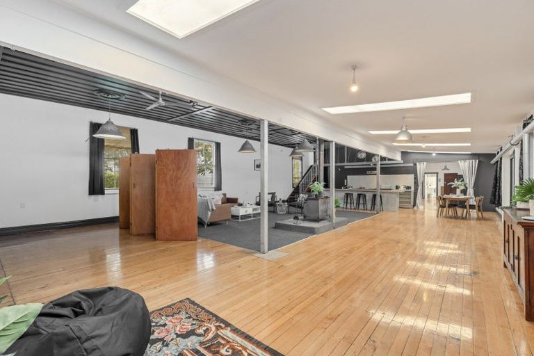 Photo of property in 43 Domett Street, Waitara, 4320