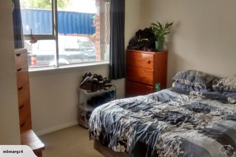 Photo of property in 2/294a Westminster Street, Mairehau, Christchurch, 8013