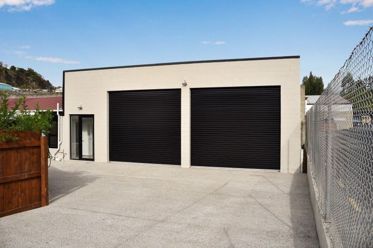 Photo of property in 1a Glenelg Street, Bradford, Dunedin, 9011