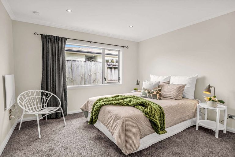 Photo of property in 14a Duna Place, Takaro, Palmerston North, 4412