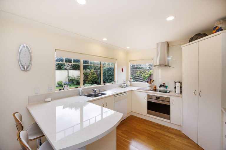 Photo of property in 5 Fountain Court, Palmerston North, 4410