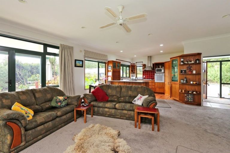 Photo of property in 400 Porangahau Road, Waipukurau, 4282