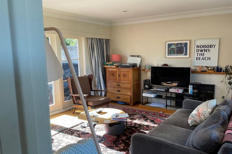 Photo of property in 13 Jellicoe Road, Murrays Bay, Auckland, 0630