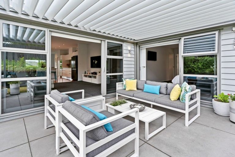 Photo of property in 22 Stace Hopper Drive, One Tree Point, 0118