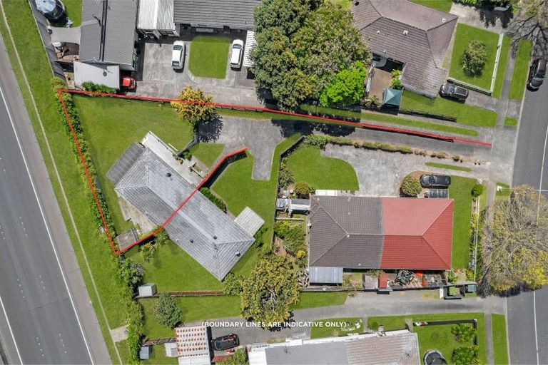 Photo of property in 2/29 Kindergarten Drive, Conifer Grove, Takanini, 2112