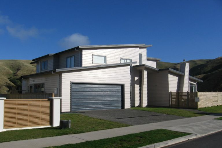 Photo of property in 4 Didsbury Grove, Churton Park, Wellington, 6037