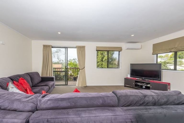 Photo of property in 26 Dovey Place, Massey, Auckland, 0614