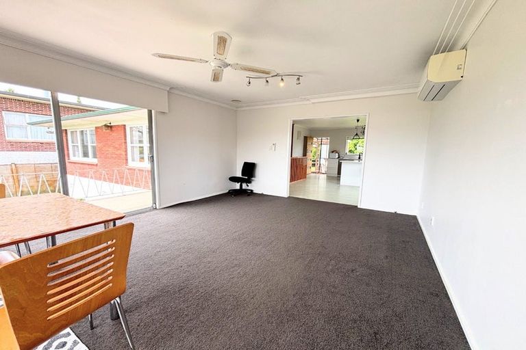 Photo of property in 15 Halberg Street, Papakura, 2110