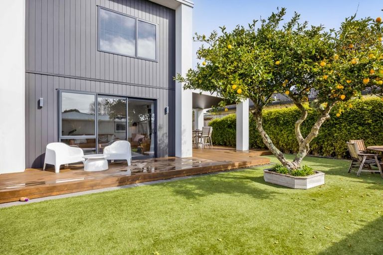 Photo of property in 12a Kauri Street, Merrilands, New Plymouth, 4312