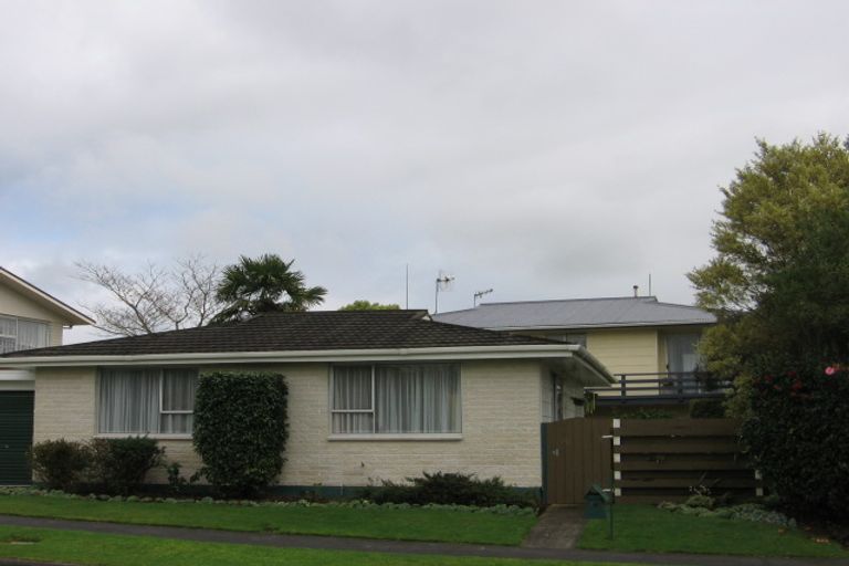 Photo of property in 6 Capri Place, Awapuni, Palmerston North, 4412