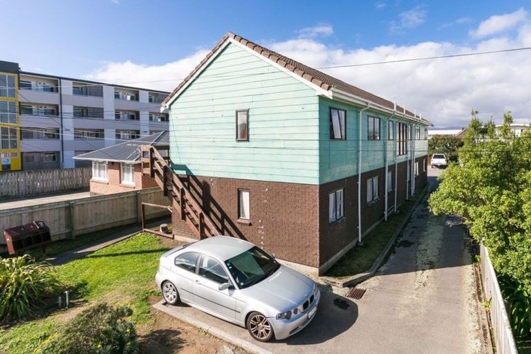 Photo of property in 615u2 Evans Bay Parade, Kilbirnie, Wellington, 6022