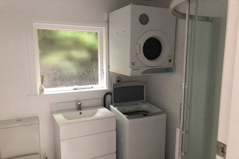 Photo of property in 2/8 Kaitawa Road, York Bay, Lower Hutt, 5013