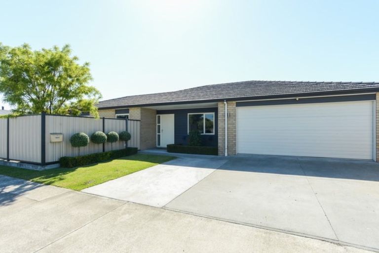 Photo of property in 100a Guppy Road, Taradale, Napier, 4112