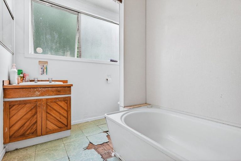 Photo of property in 73 Maria Place, Turangi, 3334