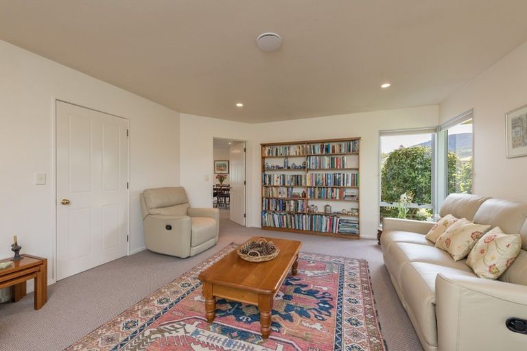 Photo of property in 27 Masefield Street, Stoke, Nelson, 7011