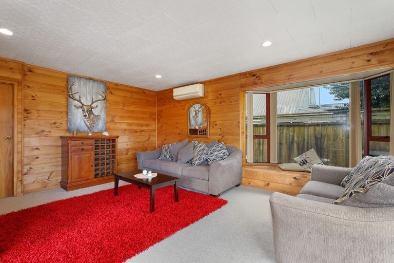 Photo of property in 19b James Street, Mangere East, Auckland, 2024