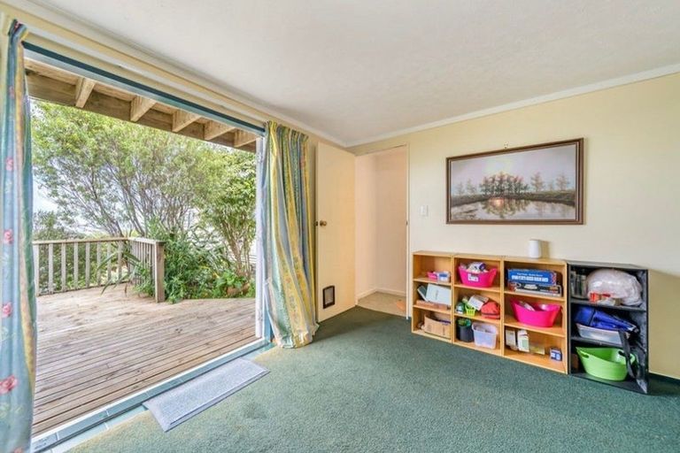 Photo of property in 2/259 Major Drive, Kelson, Lower Hutt, 5010